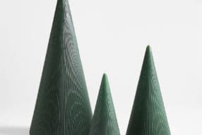 Neutral Christmas Decor Ideas - candle